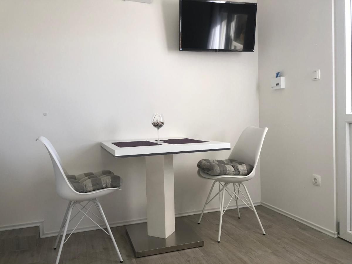 Apartmani Milka I Jozo Omiš Εξωτερικό φωτογραφία